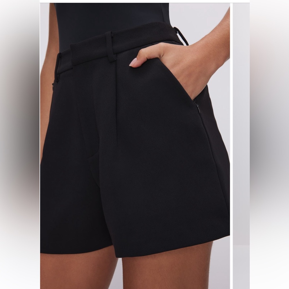 Good American Luxe High Waist Trouser Shorts